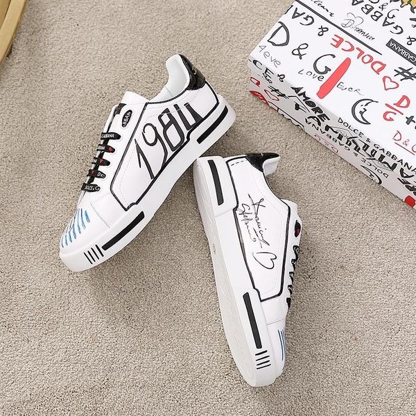 

2020g new trend leather party casual shoes outdoor men and women sports shoes fashion graffiti wild couple shoes, size 35-45, Black