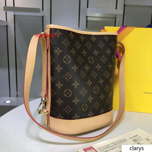 

lovuitto m6018 ковша сумка сумка ковша l bucket gm монограмма холст размер: 18x27xcm