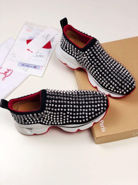 

d2020 new high-end fashion men's and women's casual shoes, black personalized rivet shoes, wild outdoor couple sports shoes, men a