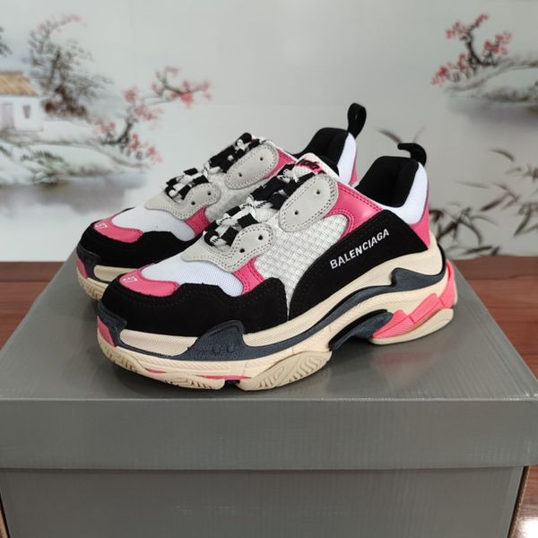 

2020ja designer designs new leisure and entertainment hiking shoes, outdoor jungle adventure shoes, original packaging and box delivery, Black