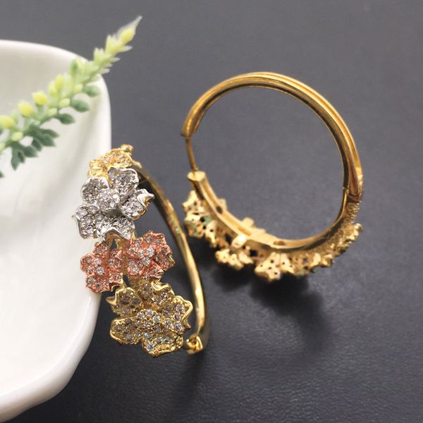 

lanyika fashion jewelry trendy oval ear loops micro plated zircon exquisite wedding party earrings bridal daily gift, Golden;silver