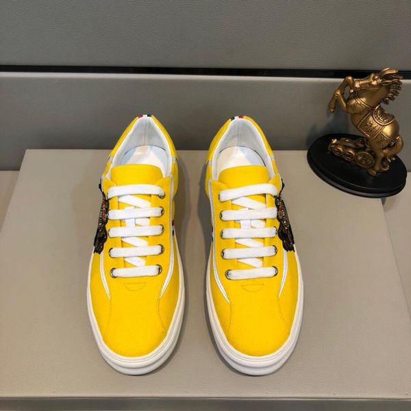 

2019p new trend embroidered casual shoes, men's platform low-shoes, fashion sports shoes, original box packaging: 38-44, Black