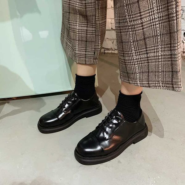 

ретро женщина обувь бежевого сандалии 2020 женские летние каблуки all-match med оригинальный черный весна комфорт блок мода продажа, Black