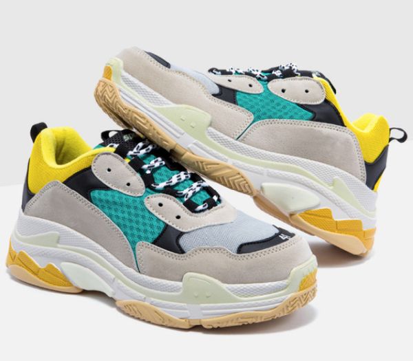 

2020 pairs triple s triple black white men women casual dad shoes beige green yellow grey pink mens stylist sneakers eur 36-45