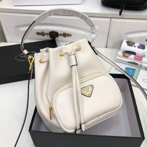 

designer shoulder bag luxury ladies bucket bag luxury fashion double car leather bag ladies large capacity wild handbag travel bags 98975