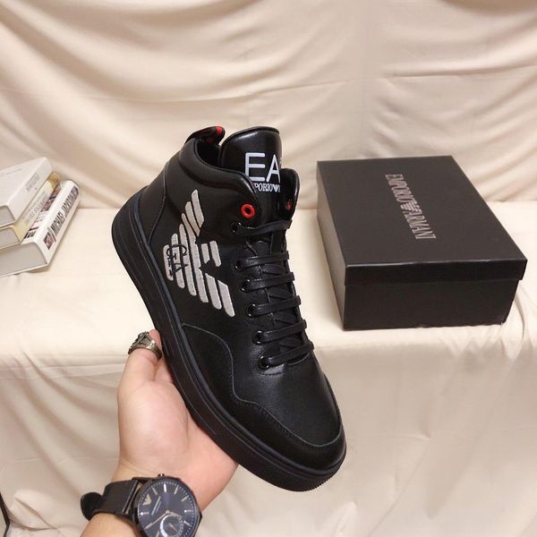 

2020i high-end trend men's high-leather casual flat shoes, fashion wild sports shoes, original box packaging, size: 38-45