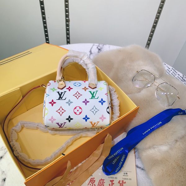 

deisigner shoulder bag for women chest pack lady tote chains handbags presbyopicaa