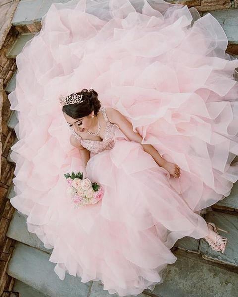 

glittery luxury beaded ball gown quinceanera dresses ruffles organza vestidos de novia lace up back bride party dress b133, Blue;red