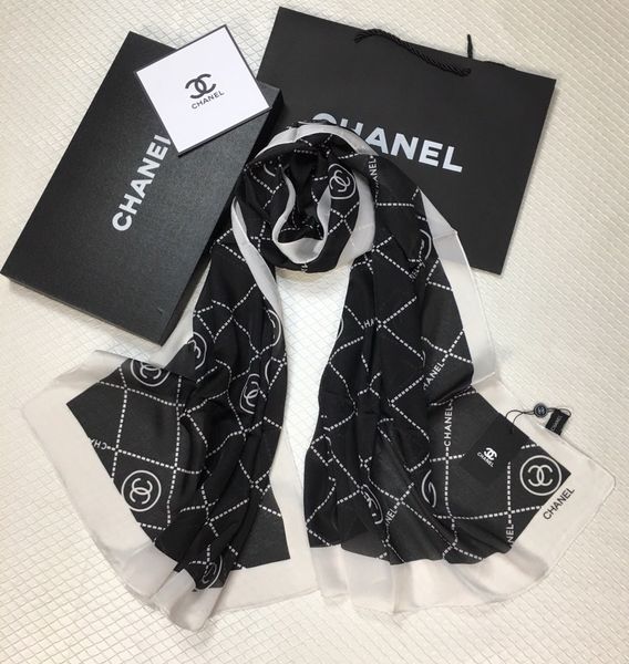 

in 2020, the latest fashion summer silk scarf is designed with color stripe and fine workmanship, suitable for all kinds of occasions, Blue;gray