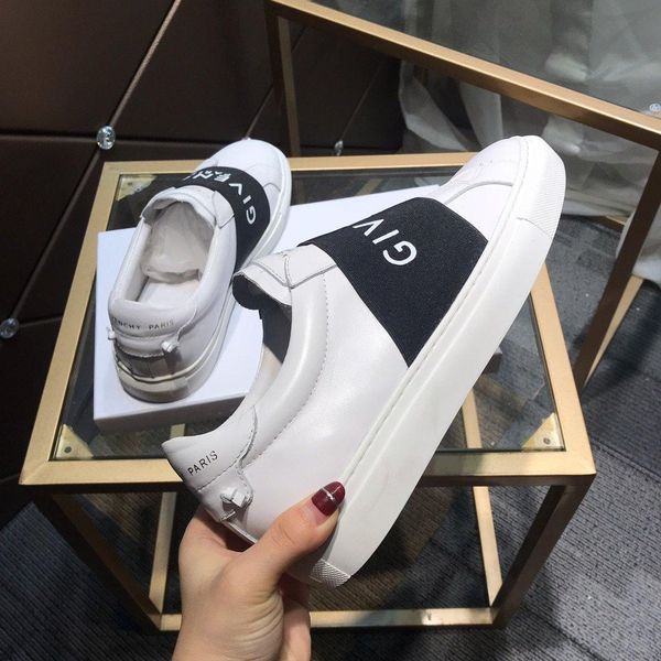 

2020o high-end limited-edition leather elastic low-casual men's shoes, fashionable and comfortable sports shoes, wild flat loafers1, Black