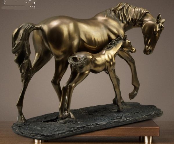 

2020 the factory supplies new type of cold cast copper handicraft, mother and son horse, creative home furnishing ornaments
