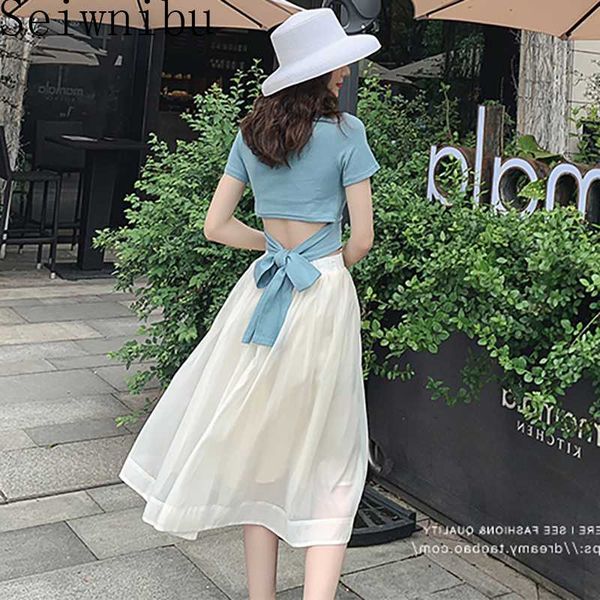 

2020 new fashion two piece set women bowknot irregular crop cotton t shirt + solid organza ball gown long skirts suits set, White