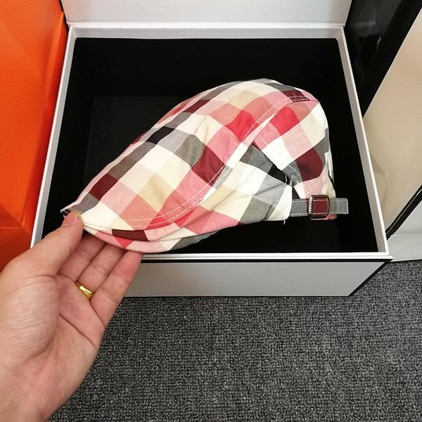 

special offer men's and women's wind duck tongue fashion forward beret beret literary style black and white plaid adjustable, Blue;gray