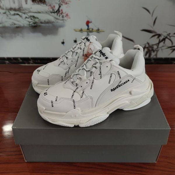 

2020mz designer designs new leisure and entertainment hiking shoes, outdoor jungle adventure shoes, original packaging and box delivery, Black