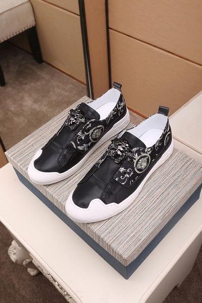 

2020-2019i summer tide brand men's leather low-casual shoes, flat white shoes, high-quality fashion wild sports shoes, size: 38-44