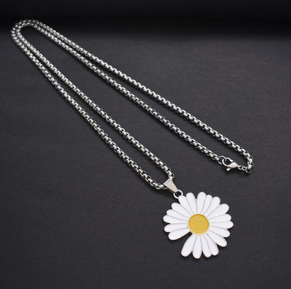 

2020 new small daisy necklace male ins sunflower chrysanthemum pendant female tide jumping di hip hop accessories ing, Silver