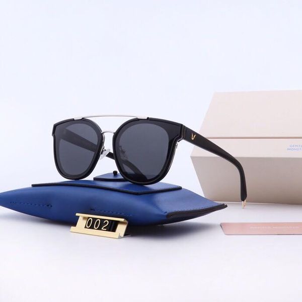 

2019.lasses round metal model uv400 sun glass lenses for men women with brown or black leather case, cloth, and all accessories, White;black