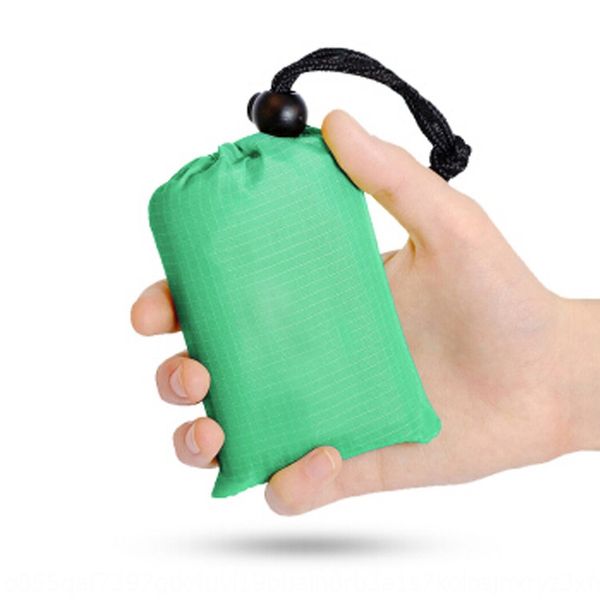 

outdoor camping meal meal pocket picnic waterproof convenient portable beach mat folding picnic mat