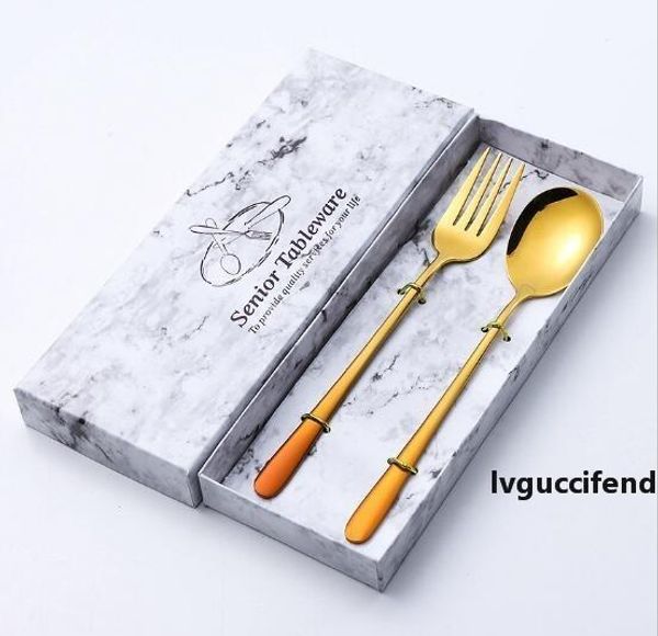 

2019-2 factory wholesale 304 stainless steel western tableware nordic western-style gradient gold-plated steak knife and fork spoon gift set