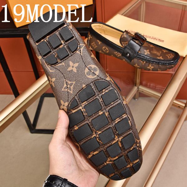 

2019 colorful matching tassel luxurious men suede shoes design party and wedding men's loafers handmade men smoking slippers plus size, Black