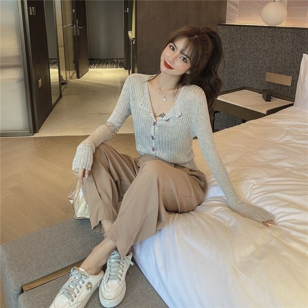 

2020 autumn wear age-reducing two-piece knitted cardigan thin air conditioning shirt high waist casual womens trousers fashion suit, Black;white