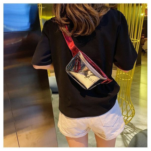 

internet red chest shoulder running women 2020 new korean fashion fitness shoulder bag all-match ins sports running waist bag, White