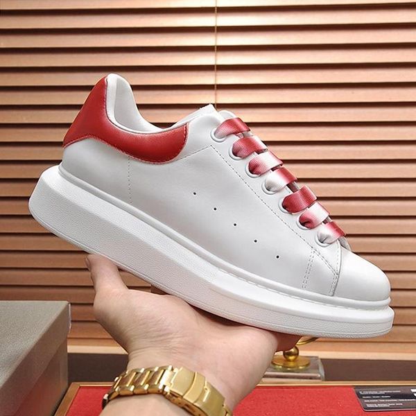 

lightweight oversized sneaker mens shoes fashion classic outdoor walking footwears style design lace -up low men shoes zapatos de hombre, Black