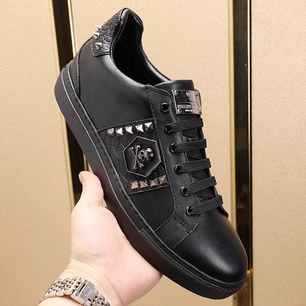 

low studs mens luxury shoes cool street fashion vintage lightweight style plus size lace -up sports shoes with origin box