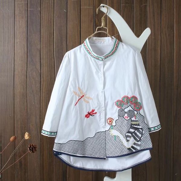 

women shirts spring summer women stand collar beautiful ladies embroidery casual white shirt vintage blouses cc048