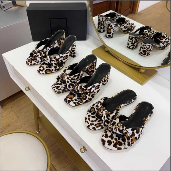 

leopard woman slippers 2020 new luxury designer brand summer dress party fashion female shoes plus size 35-43, Black