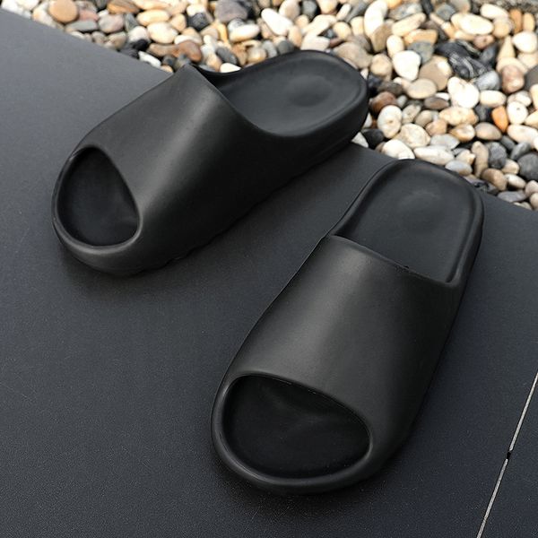 

2020 new men's casual home slippers soft light non-slip bathroom sandals fashion ladies slippers family shoes four seasons 36-45, Black