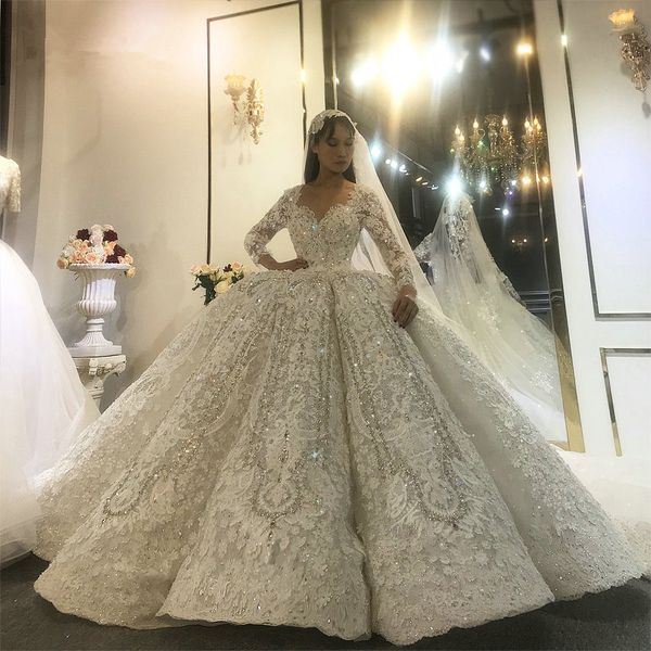 

2020 sequined lace appliqued ball gown wedding dress sparkly luxury off shoulder long sleeves saudi dubai arabic plus size bridal gown, White