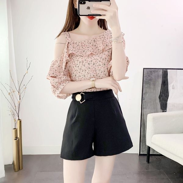 

2020 summer new fashion women's floral suspender short-sleeved + fashion two-piece sling shorts and shorts set, Gray