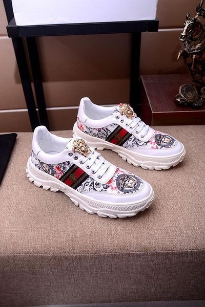 

2020g high-end medusa printed leather low-casual men's shoes, fashionable large size lace-up outdoor sports running shoes, size: 38, Black