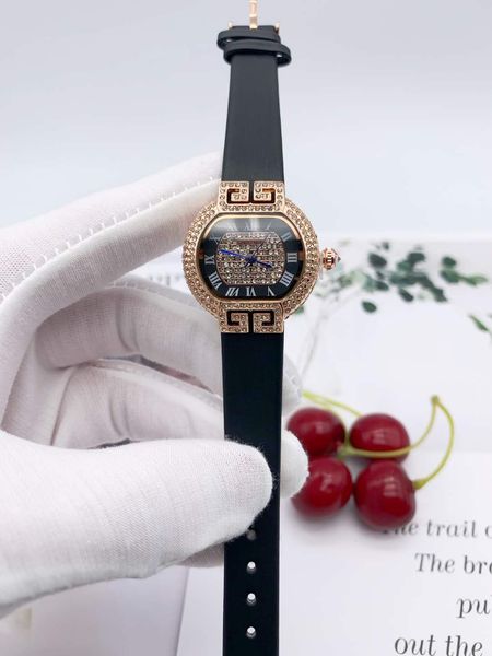 

2020 new brand with the same belt quartz female watch temperament all-match trend fashion watch lady watch, Slivery;brown
