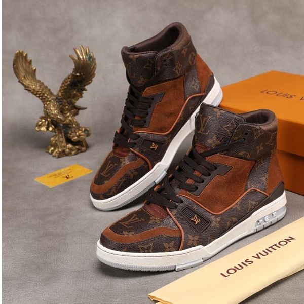 

45 men's designer casual sports shoes, luxury trendy travel casual shoes, sports shoes. fast delivery in original box packaging, Black