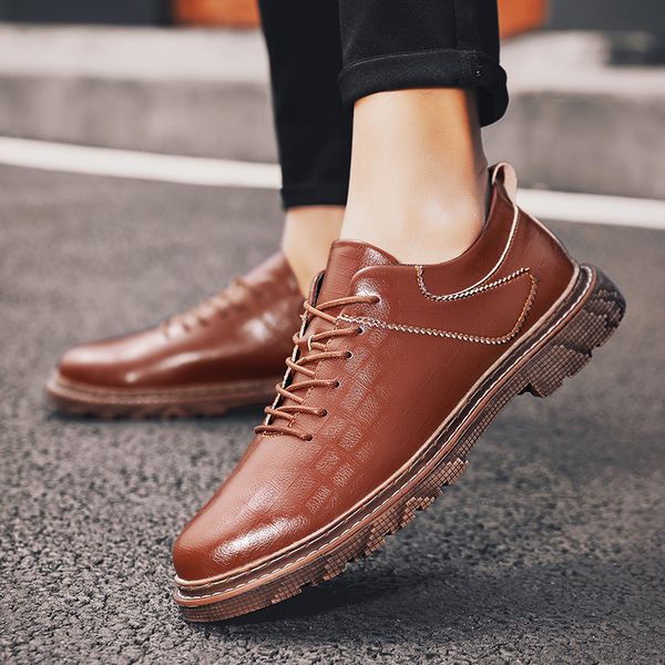 

black sneakers leather men causal zapatos sapato spring shoe hombre 2020 leisure mens masculino mens para casuales sale for
