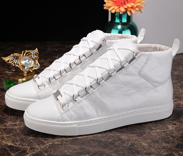 

new designer name brand man casual shoes flat kanye west fashion wrinkled leather lace-up low cut trainers runaway arena shoes d01 cs02, Black