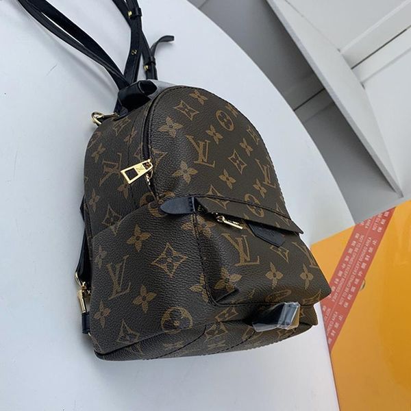 

корабль падение женщина сумка mini кожаного рюкзак ретро тип нового прибытие леди плечо сумка женщины мода дизайн zipper рюкзак быстрая дост