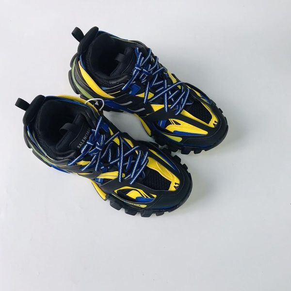 

2020ve designer to create casual and comfortable all-match sports shoes, travel shoes outsole non-slip design with original box delivery, Black