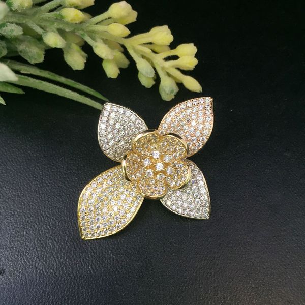 

lanyika fashion jewelry delicate clover brooch pendant dual use for wedding party micro pave popular gift, Gray