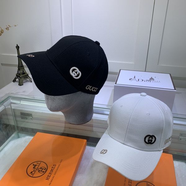 

2020new fashion brand baseball cap with classic gradient design for spring and summer fashion casual cap brand, simple letter style, Blue;gray