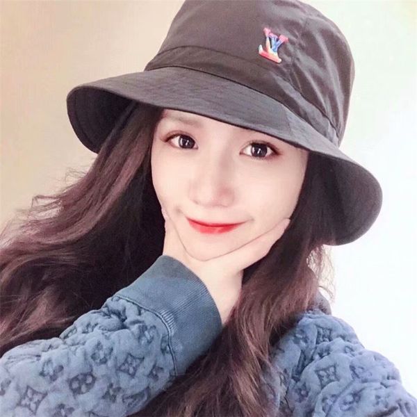 

four seasons mens cap fashion stingy brim hats with print pattern breathable casual fitted beach hats with letters optional high quality, Blue;gray