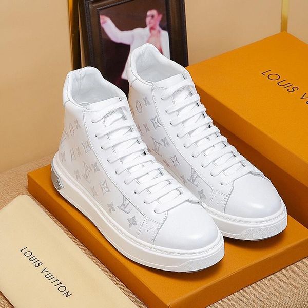 

stellar sneaker boot men shoes fast delivery comfortable fashion shoes luxury plus size vintage lace -up men boots chaussures pour hommes