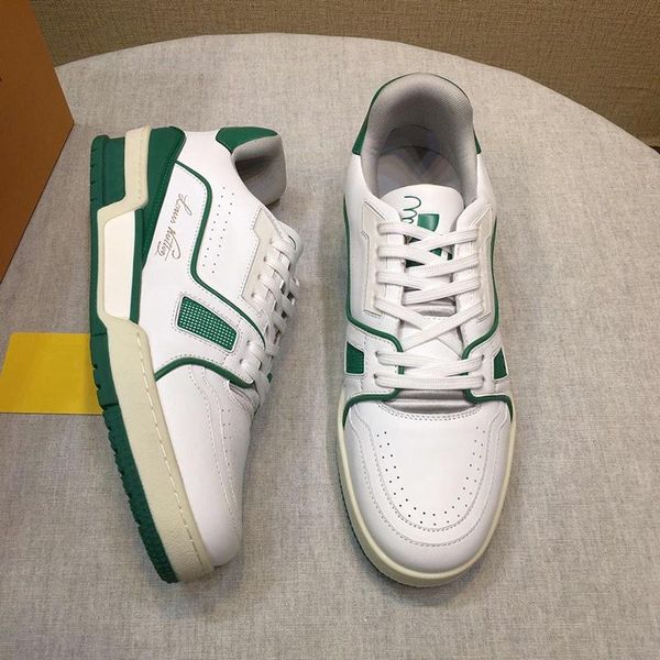 

new arrival trainer sneaker men 's shoes lightweight autumn and winter luxury lace -up shoes fashion design soft footwears sports shoe, Black