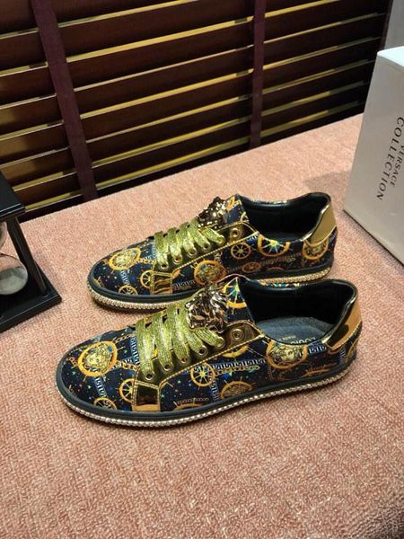 

2020k luxury fashion men's shoes low-lace-up embroidered medusa sneakers, high-quality casual wild outdoor shoes, size: 38-451, Black