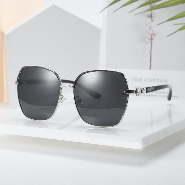 

marc polarized sunglasses square oversize trendy brand tac1.1 alloy luxury gradient resin classic metal currency vintage women, White;black