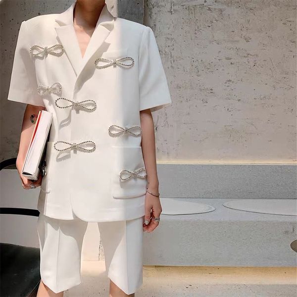 

хуан shengyi тот же дизайн нишу w куртка бабочки rhinestone лук горный хрусталь белый короткий рукав пиджака 2020, White;black