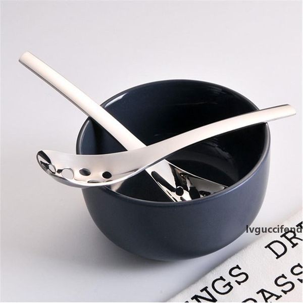 

2018 creative spoon small spoon glossy polish stainless steel 304 slotted seasoning spoon flatware good quality