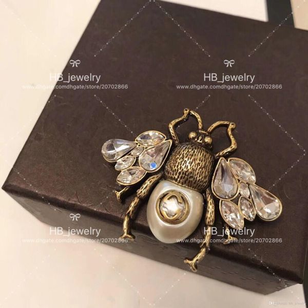 

popular fashion brand high version bee brooch for lady design women party wedding luxury jewelry with for bride whit box, Gray